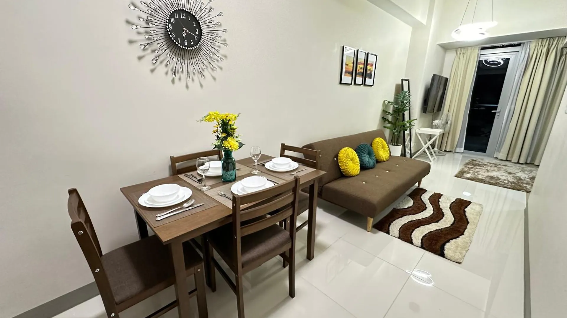 Апартаменты Relax And Unwind At Uptown Bgc Манила