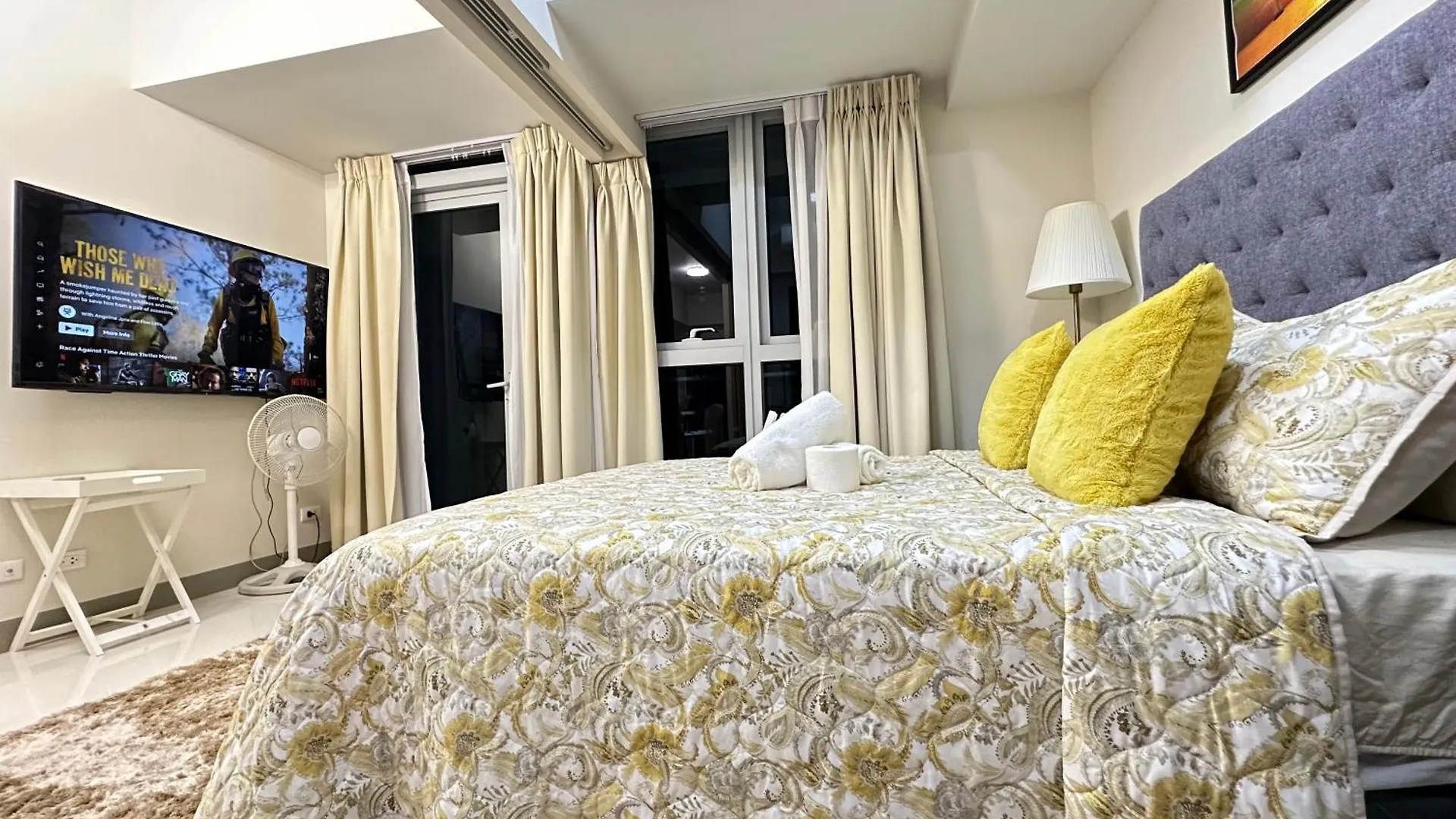 Relax And Unwind At Uptown Bgc Apartment Manila